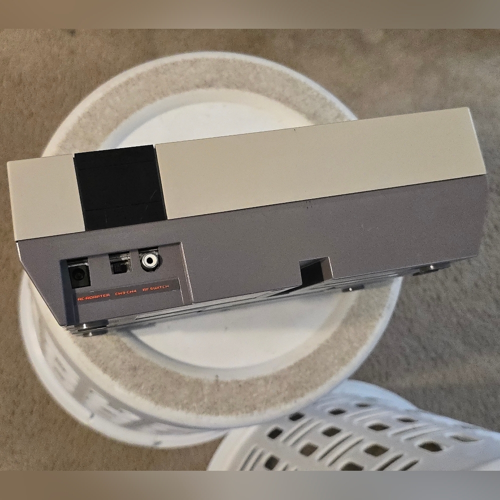 NES Grey Bundle. No Power or AV. 2 games Advantage Joystick and Zapper Included. - Picture 6 of 10